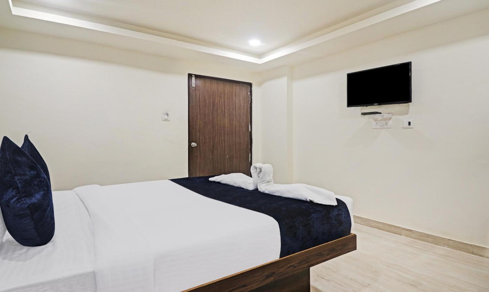 Hotel Bright Airport Zone Shamshabad Exterior photo