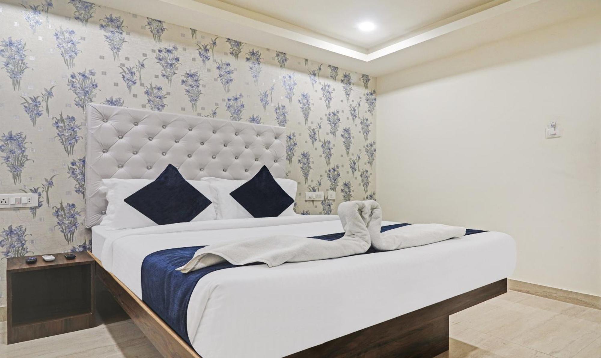 Hotel Bright Airport Zone Shamshabad Exterior photo